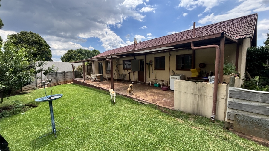 3 Bedroom Property for Sale in Birch Acres Gauteng