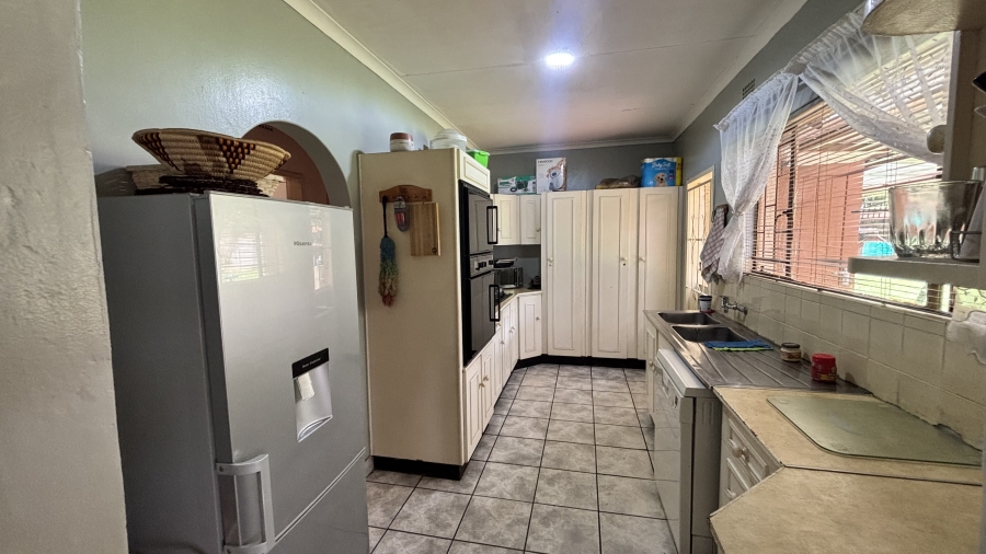 3 Bedroom Property for Sale in Birch Acres Gauteng