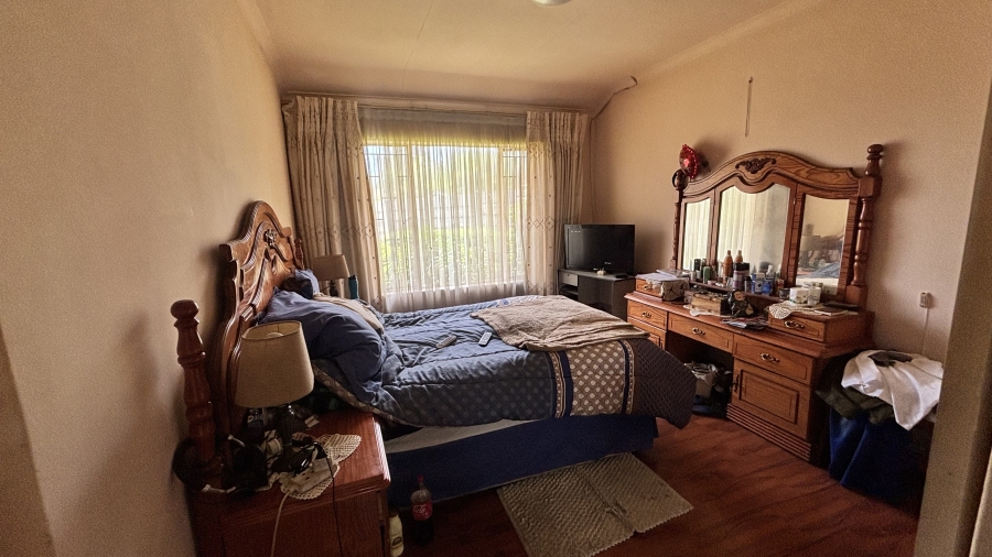 3 Bedroom Property for Sale in Birch Acres Gauteng