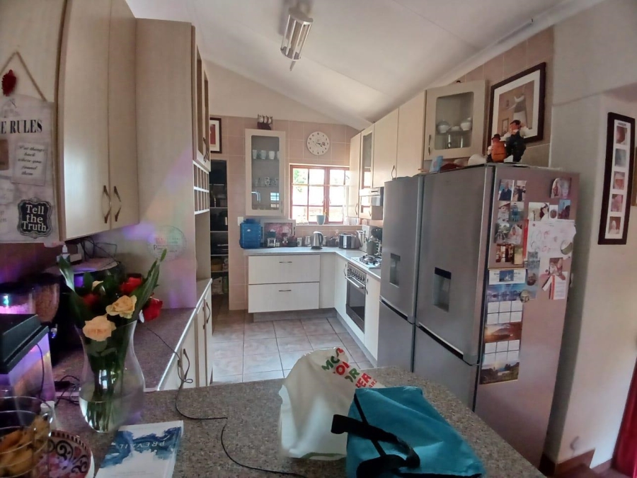 To Let 3 Bedroom Property for Rent in Glen Erasmia Gauteng