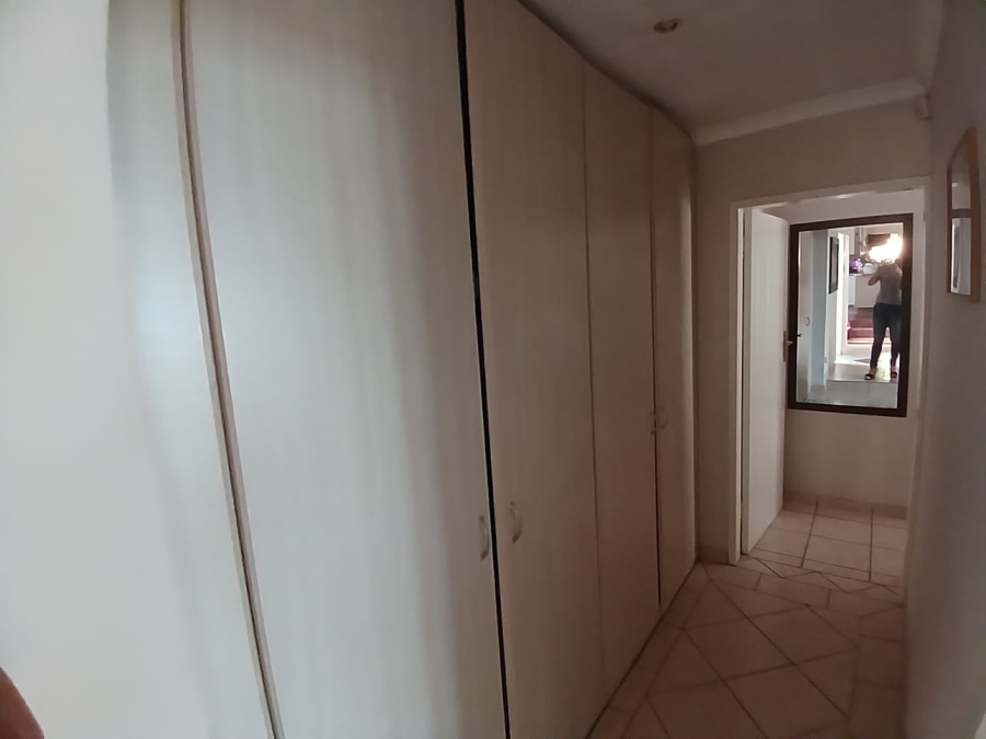 To Let 3 Bedroom Property for Rent in Glen Erasmia Gauteng