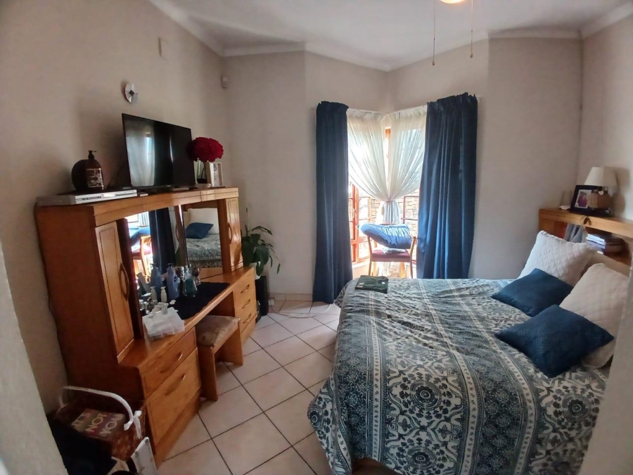 To Let 3 Bedroom Property for Rent in Glen Erasmia Gauteng