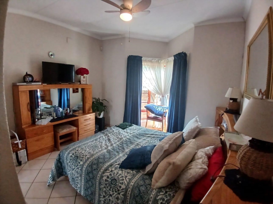 To Let 3 Bedroom Property for Rent in Glen Erasmia Gauteng