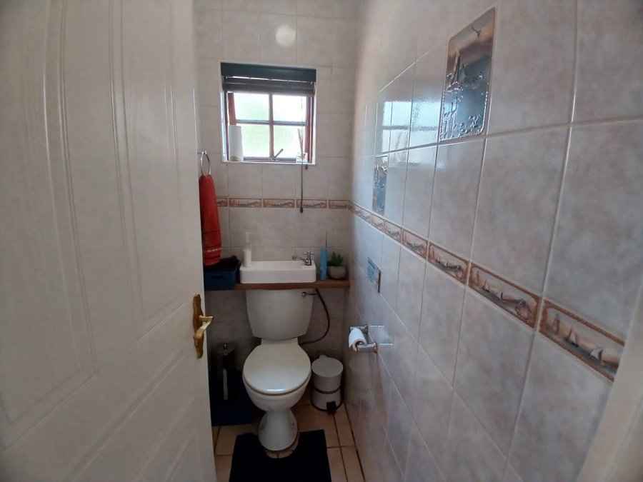 To Let 3 Bedroom Property for Rent in Glen Erasmia Gauteng