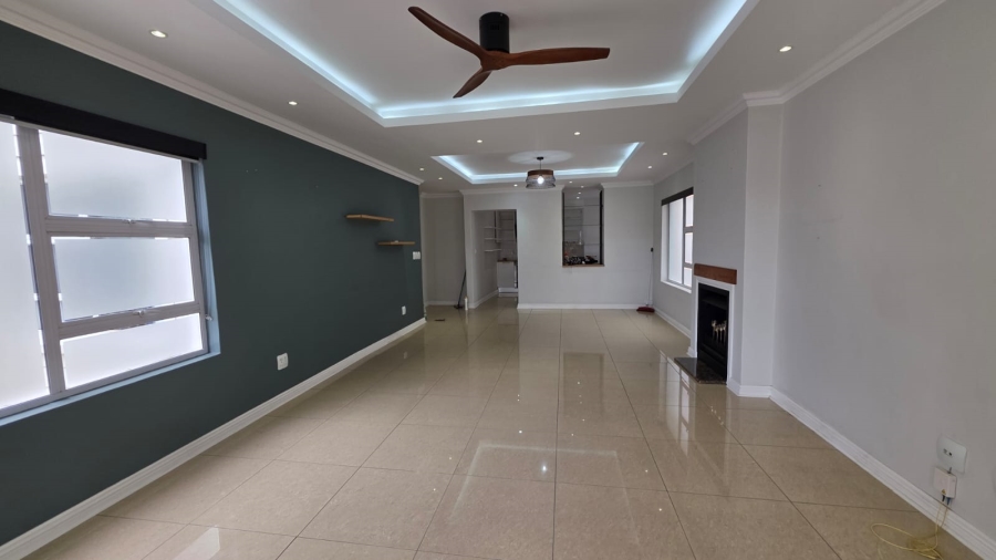 2 Bedroom Property for Sale in Greenstone Hill Gauteng