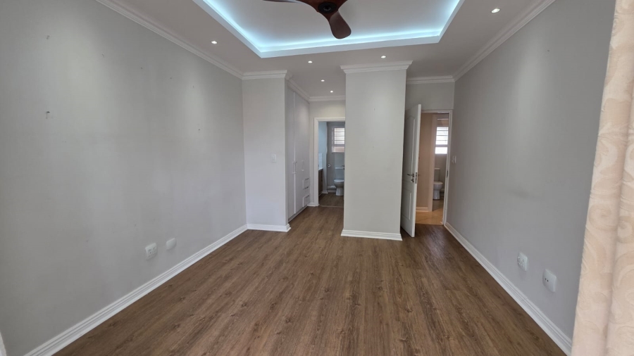 2 Bedroom Property for Sale in Greenstone Hill Gauteng