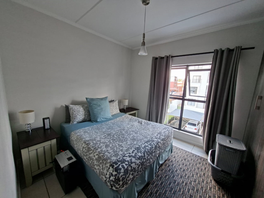 2 Bedroom Property for Sale in Greenstone Hill Gauteng