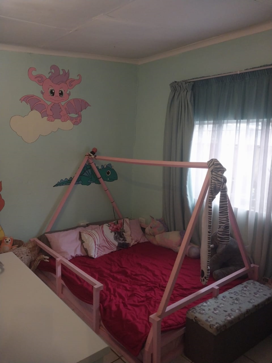 To Let 1 Bedroom Property for Rent in Kensington Gauteng