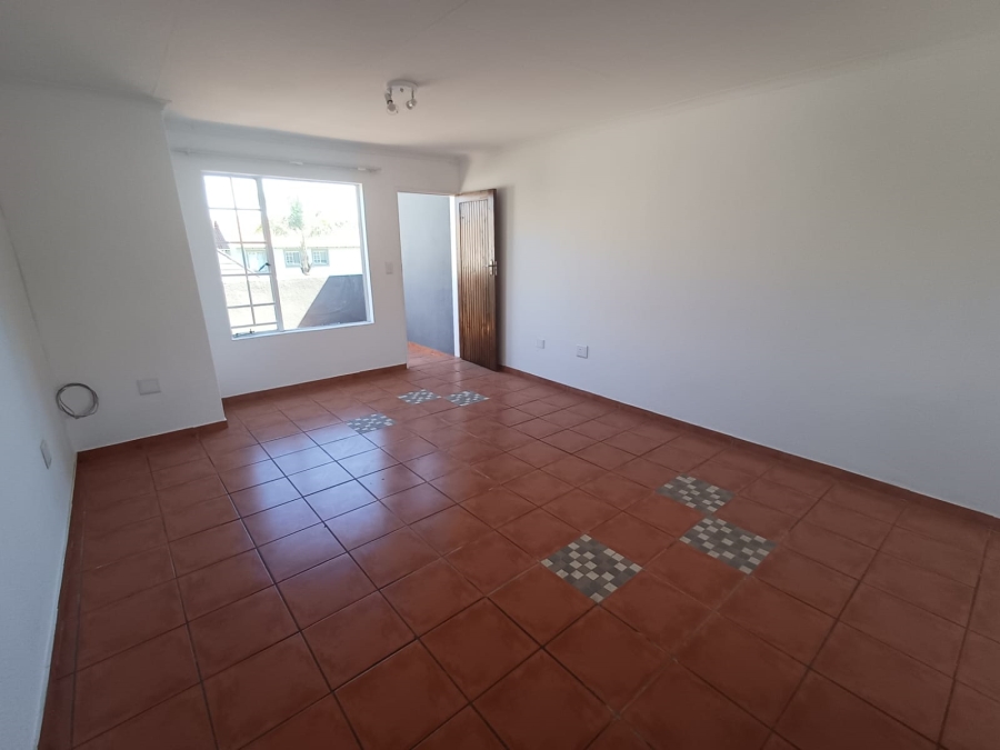 2 Bedroom Property for Sale in Glen Marais Gauteng