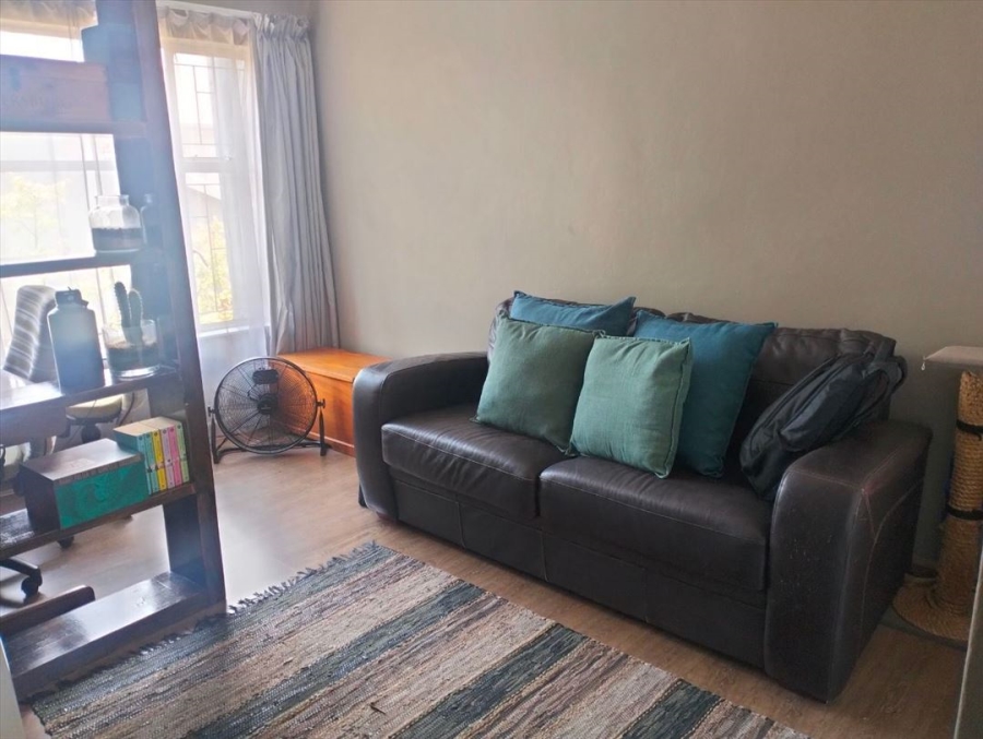 2 Bedroom Property for Sale in Glen Marais Gauteng