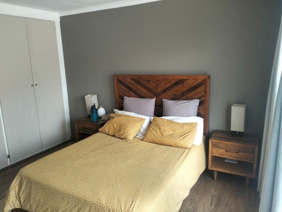 2 Bedroom Property for Sale in Glen Marais Gauteng