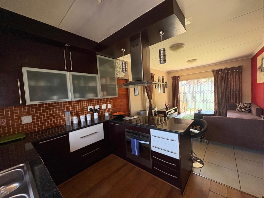 2 Bedroom Property for Sale in Amorosa Gauteng