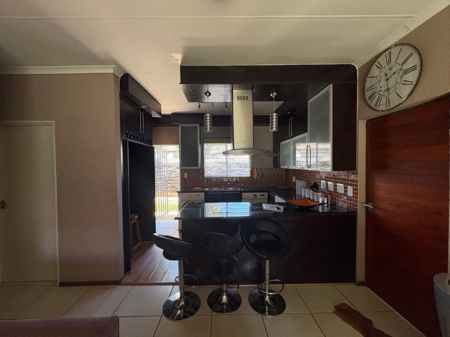 2 Bedroom Property for Sale in Amorosa Gauteng