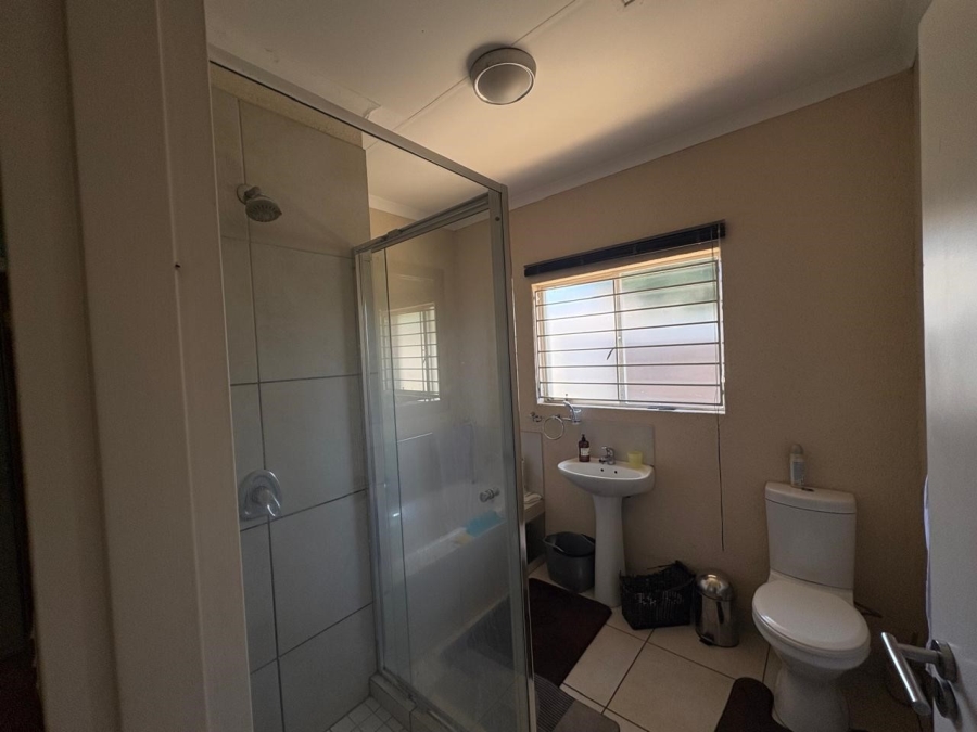 2 Bedroom Property for Sale in Amorosa Gauteng