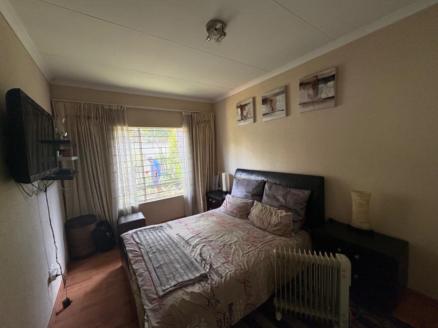 2 Bedroom Property for Sale in Amorosa Gauteng