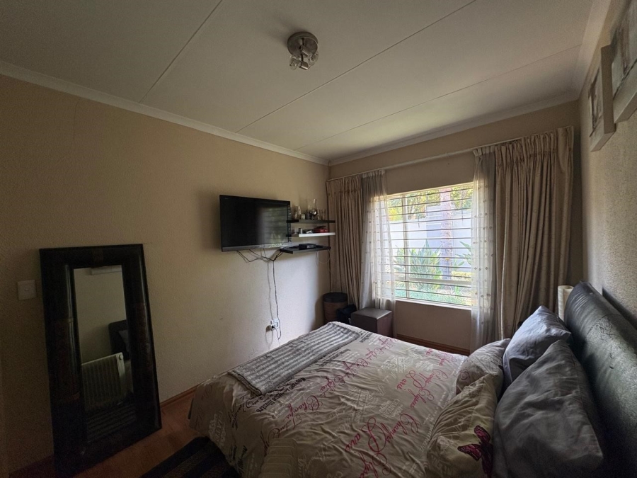2 Bedroom Property for Sale in Amorosa Gauteng