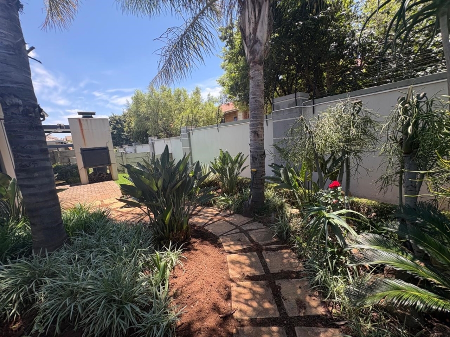 2 Bedroom Property for Sale in Amorosa Gauteng