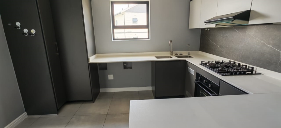 To Let 3 Bedroom Property for Rent in Glen Austin Gauteng