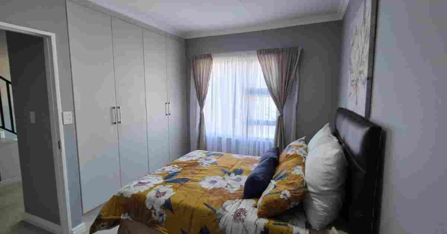 To Let 3 Bedroom Property for Rent in Glen Austin Gauteng