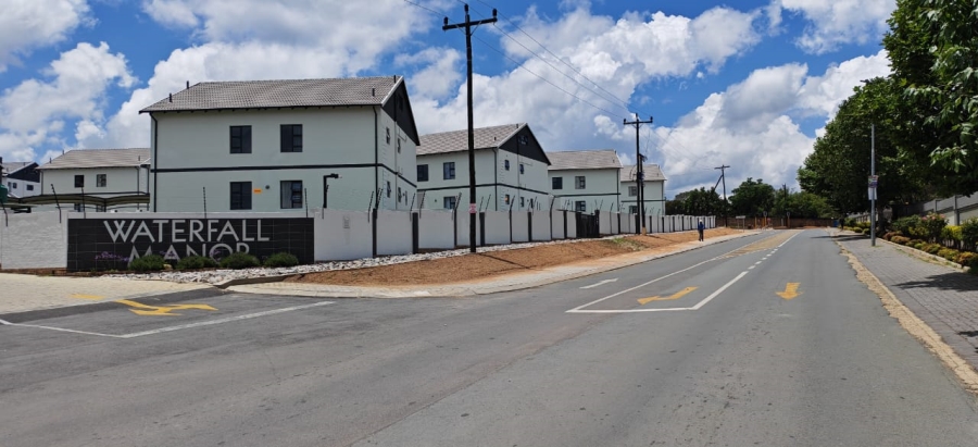 To Let 3 Bedroom Property for Rent in Glen Austin Gauteng