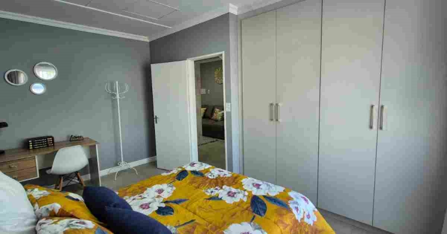 To Let 3 Bedroom Property for Rent in Glen Austin Gauteng