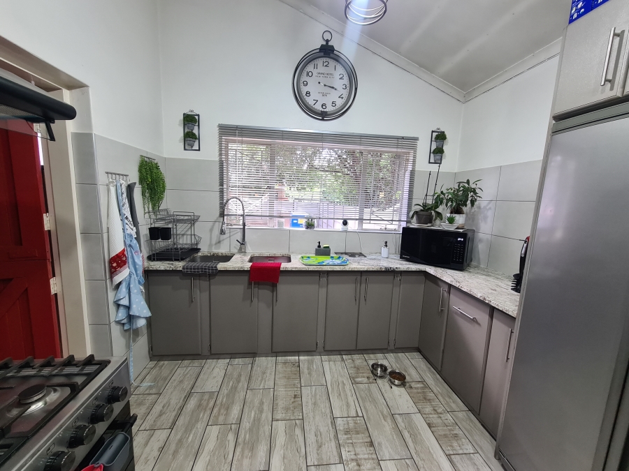 5 Bedroom Property for Sale in Bedworth Park Gauteng