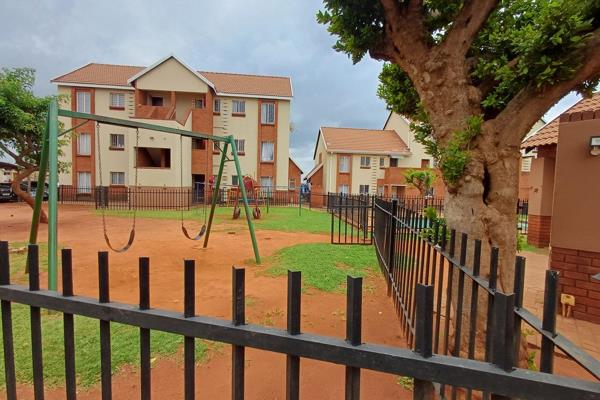 2 Bedroom Property for Sale in The Orchards Gauteng