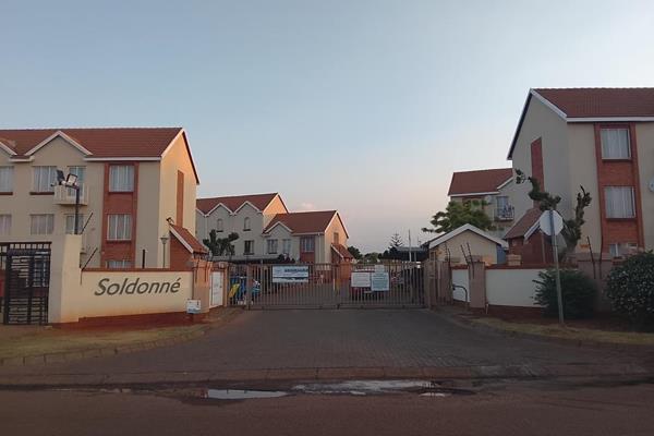 2 Bedroom Property for Sale in The Orchards Gauteng