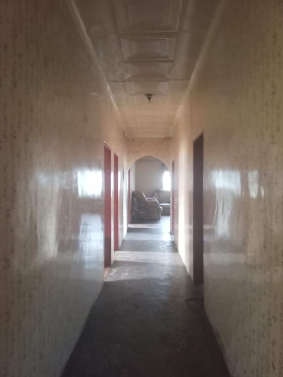 5 Bedroom Property for Sale in Winterveldt Gauteng