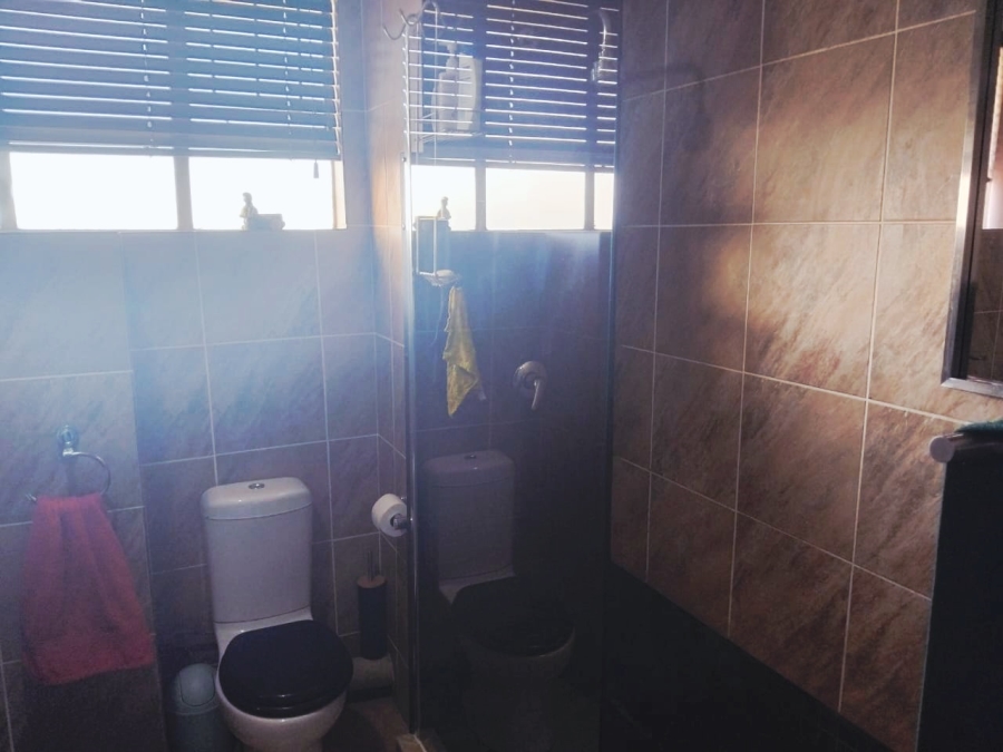 2 Bedroom Property for Sale in Wonderboom South Gauteng