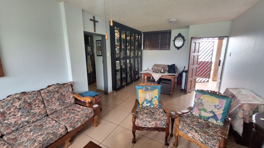 2 Bedroom Property for Sale in Wonderboom South Gauteng