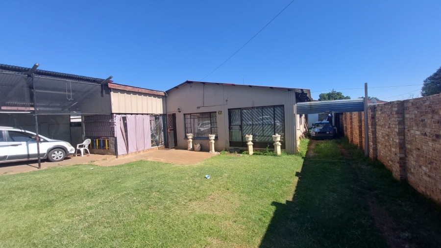 4 Bedroom Property for Sale in Randgate Gauteng