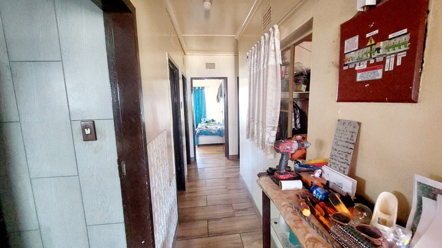 4 Bedroom Property for Sale in Randgate Gauteng