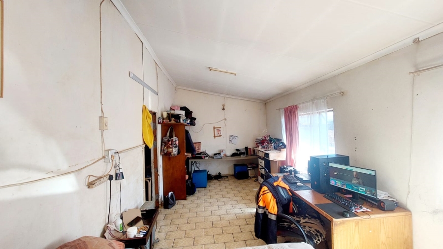 4 Bedroom Property for Sale in Randgate Gauteng