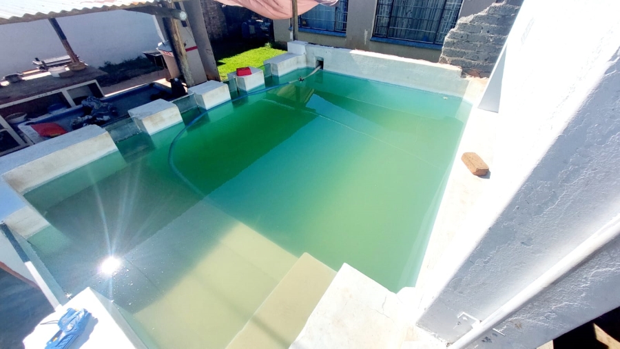 4 Bedroom Property for Sale in Randgate Gauteng