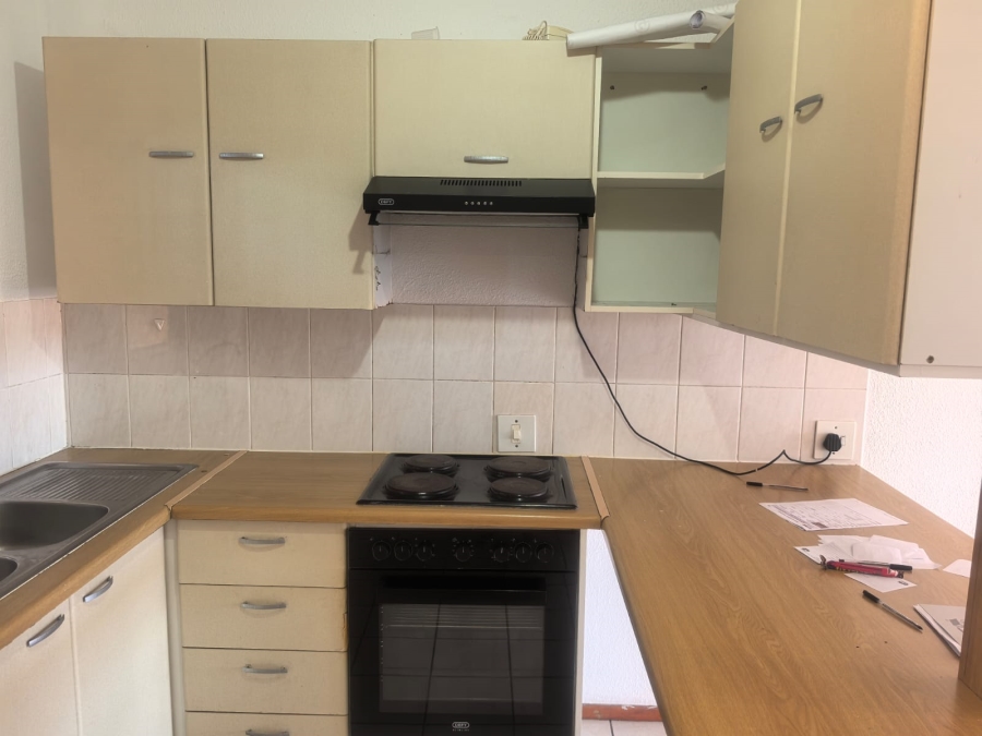 2 Bedroom Property for Sale in Wilro Park Gauteng