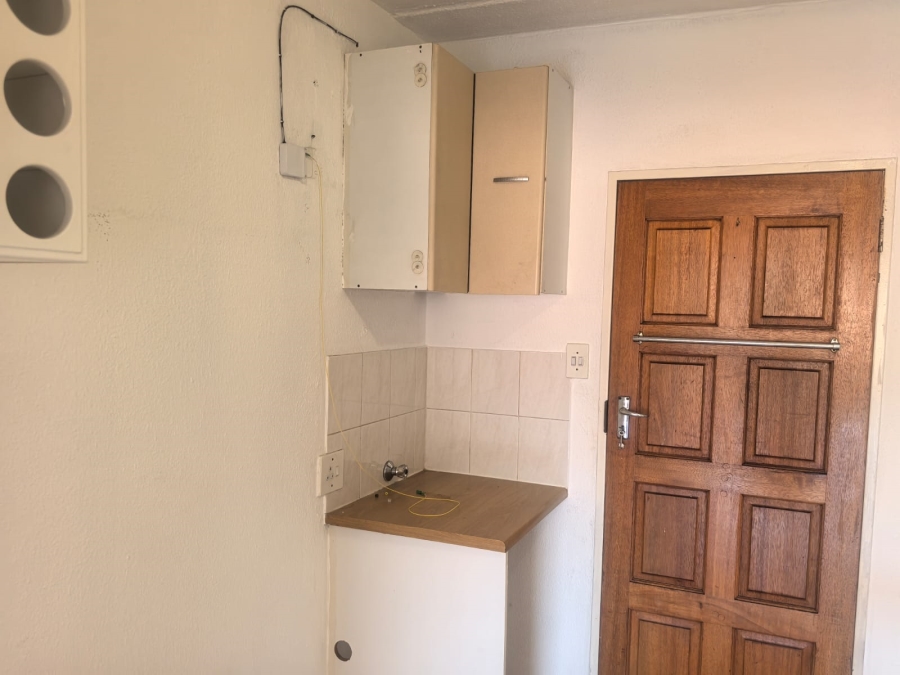 2 Bedroom Property for Sale in Wilro Park Gauteng