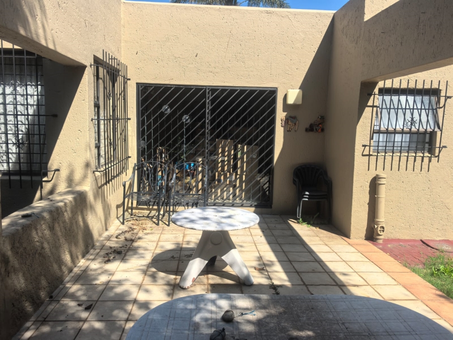 3 Bedroom Property for Sale in Bergbron Gauteng