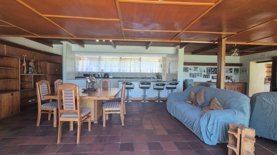 5 Bedroom Property for Sale in Monument Gauteng