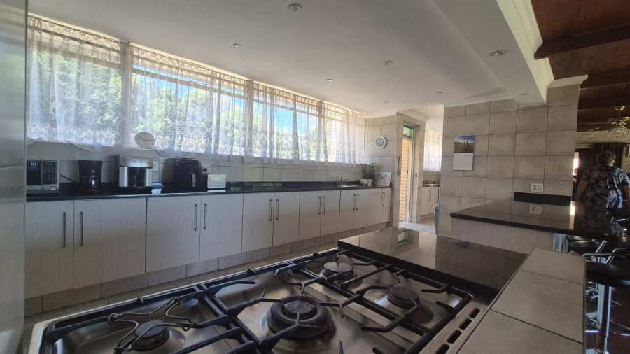5 Bedroom Property for Sale in Monument Gauteng
