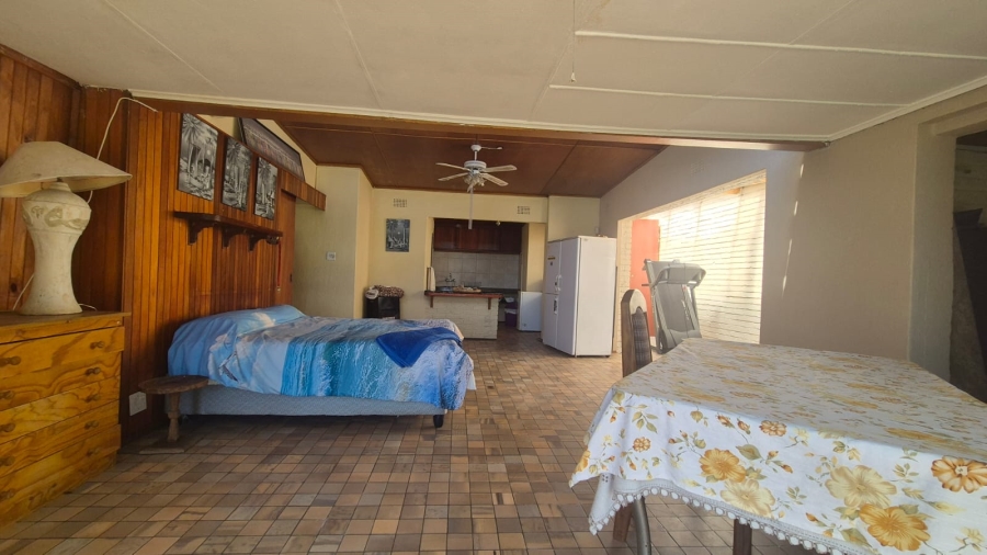 5 Bedroom Property for Sale in Monument Gauteng