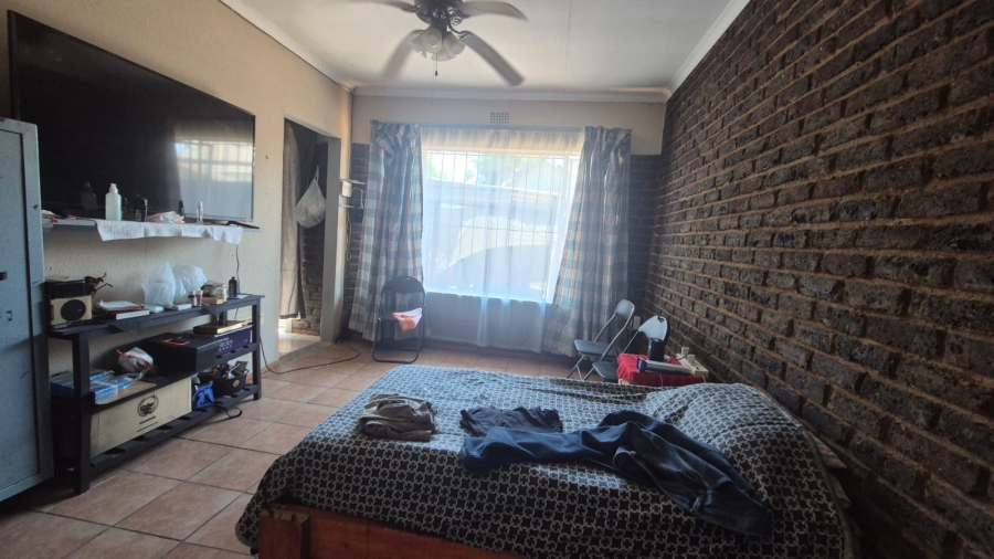 4 Bedroom Property for Sale in Dan Pienaarville Gauteng