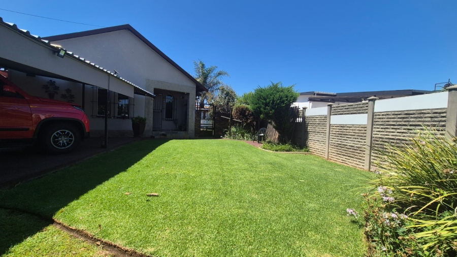 4 Bedroom Property for Sale in Dan Pienaarville Gauteng
