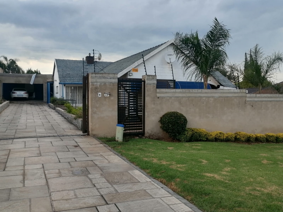 3 Bedroom Property for Sale in Mindalore Gauteng
