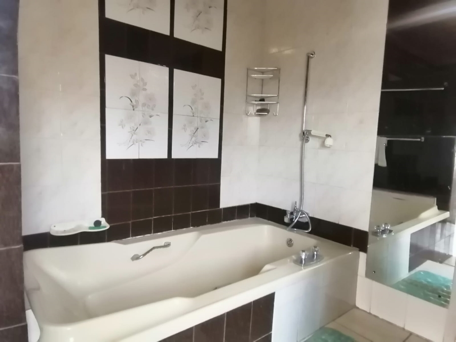3 Bedroom Property for Sale in Mindalore Gauteng