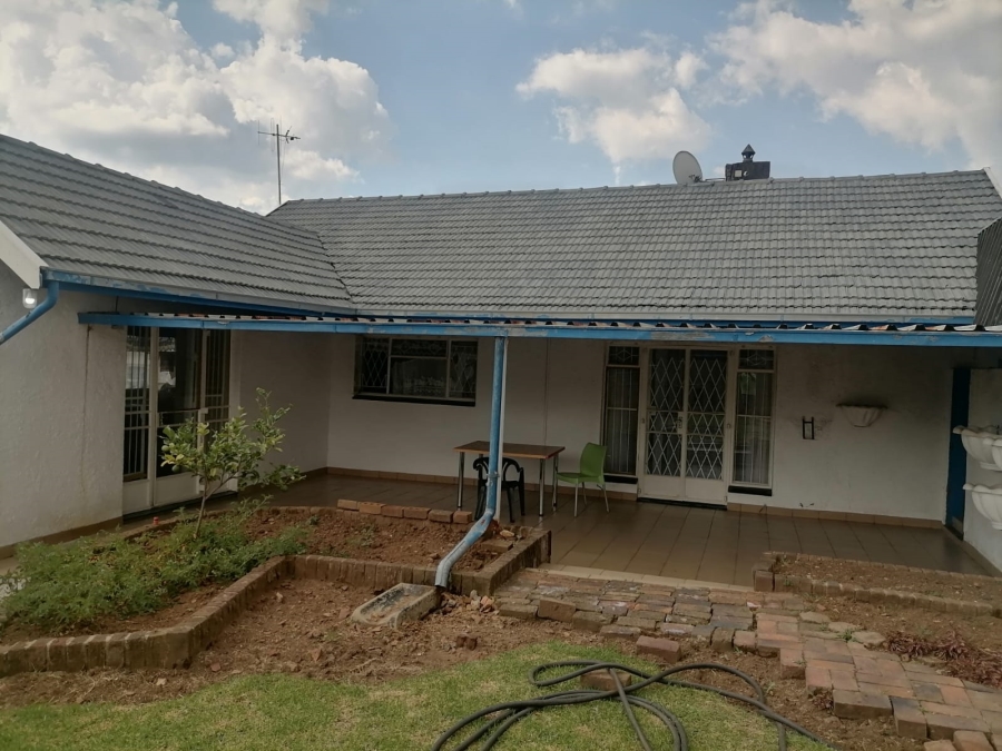 3 Bedroom Property for Sale in Mindalore Gauteng