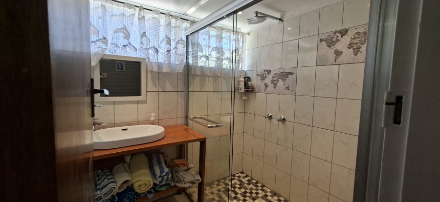 5 Bedroom Property for Sale in Monument Gauteng