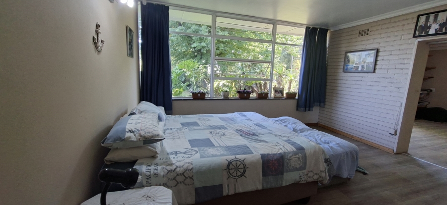 5 Bedroom Property for Sale in Monument Gauteng