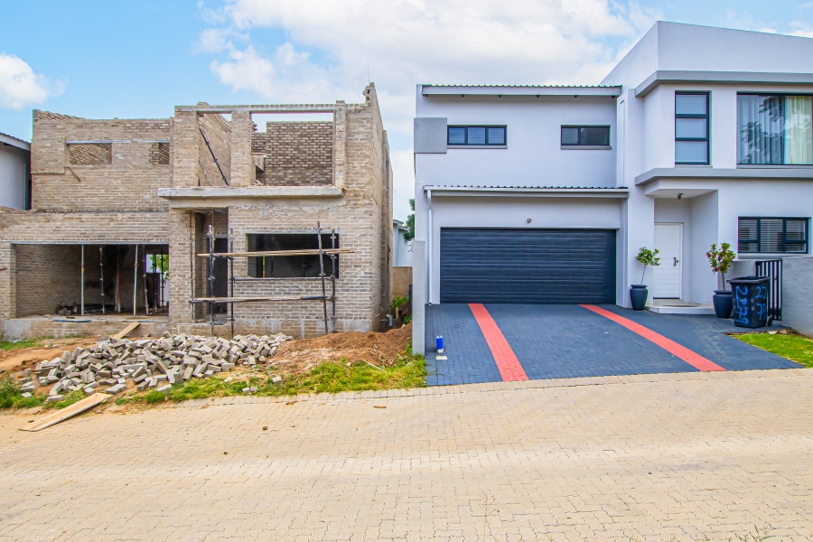 3 Bedroom Property for Sale in Fourways Gauteng