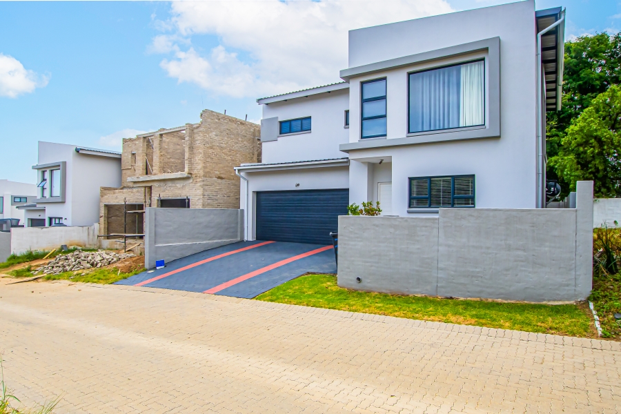 3 Bedroom Property for Sale in Fourways Gauteng